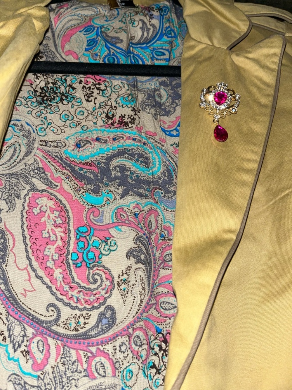 Aratta Tan Peplum Jacket with Artistic Back Motif Large - Picture 8 of 9